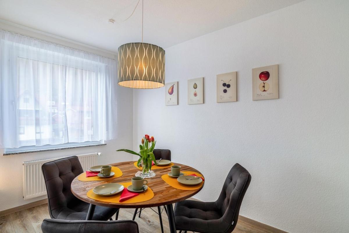 Ferienwohnung Am Enzufer Mit Balkon In Bad Wildbad Im Schwarzwald Bagian luar foto